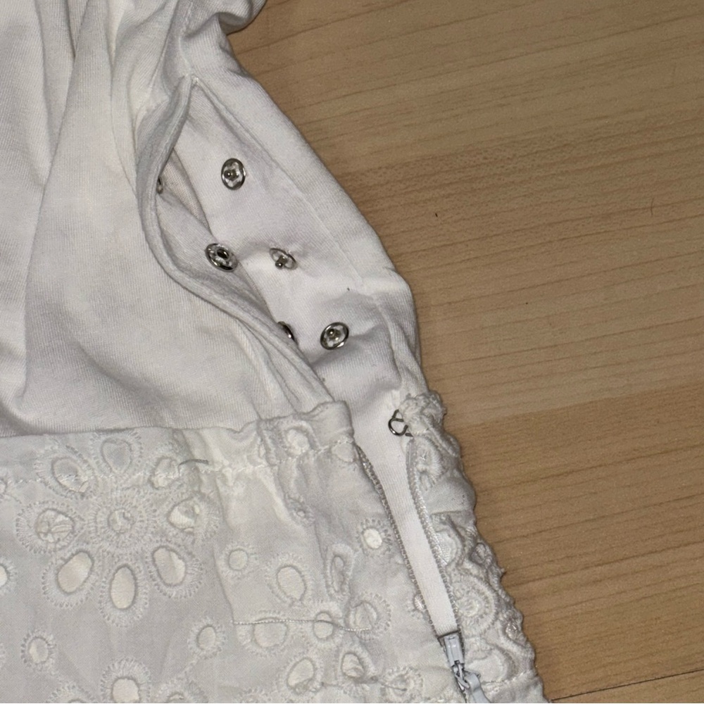 Veronica Beard Jiya Eyelet T-Shirt Dress in White Size Large Coquette Soft Girl - Picture 6 of 13
